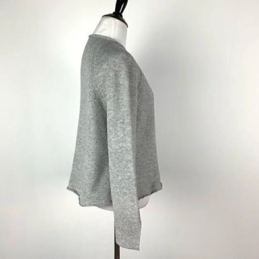 Ann Taylor loft sweater sz SP Gray raw wool blend